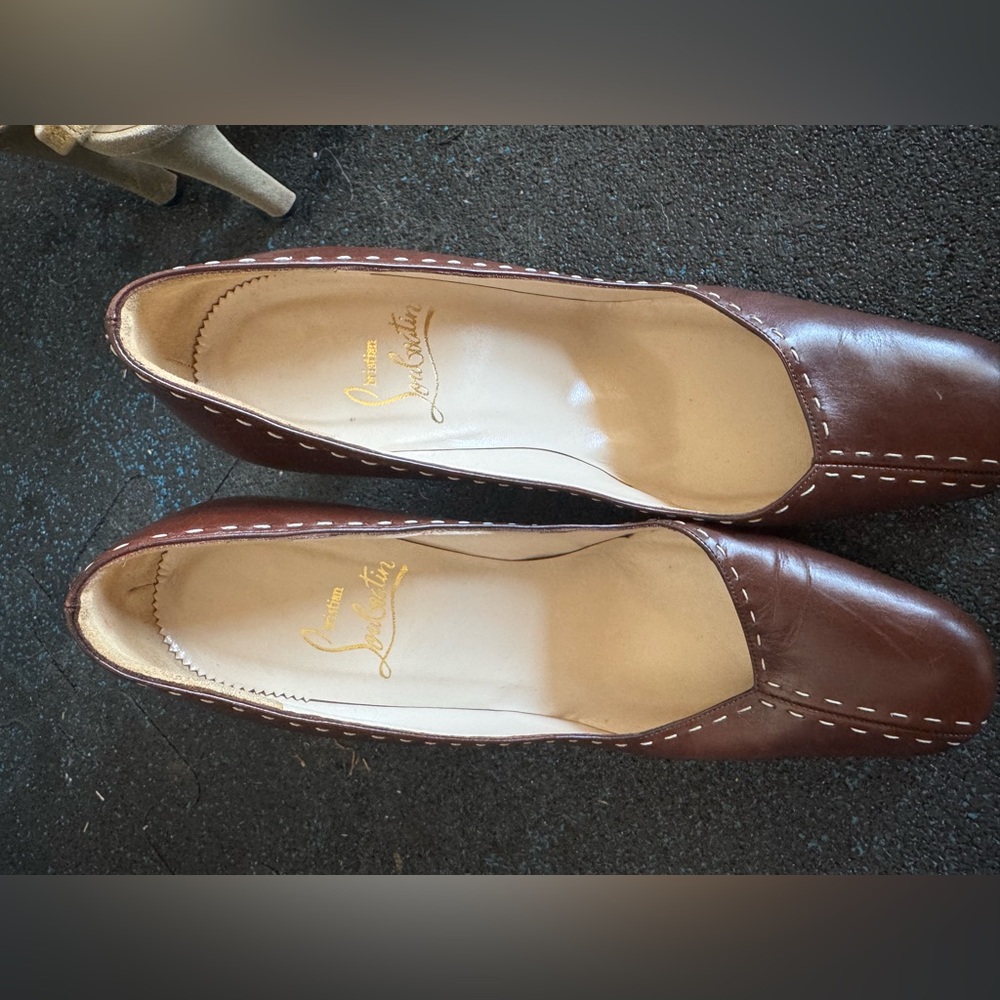 Christian Louboutin Brown Leather Pumps